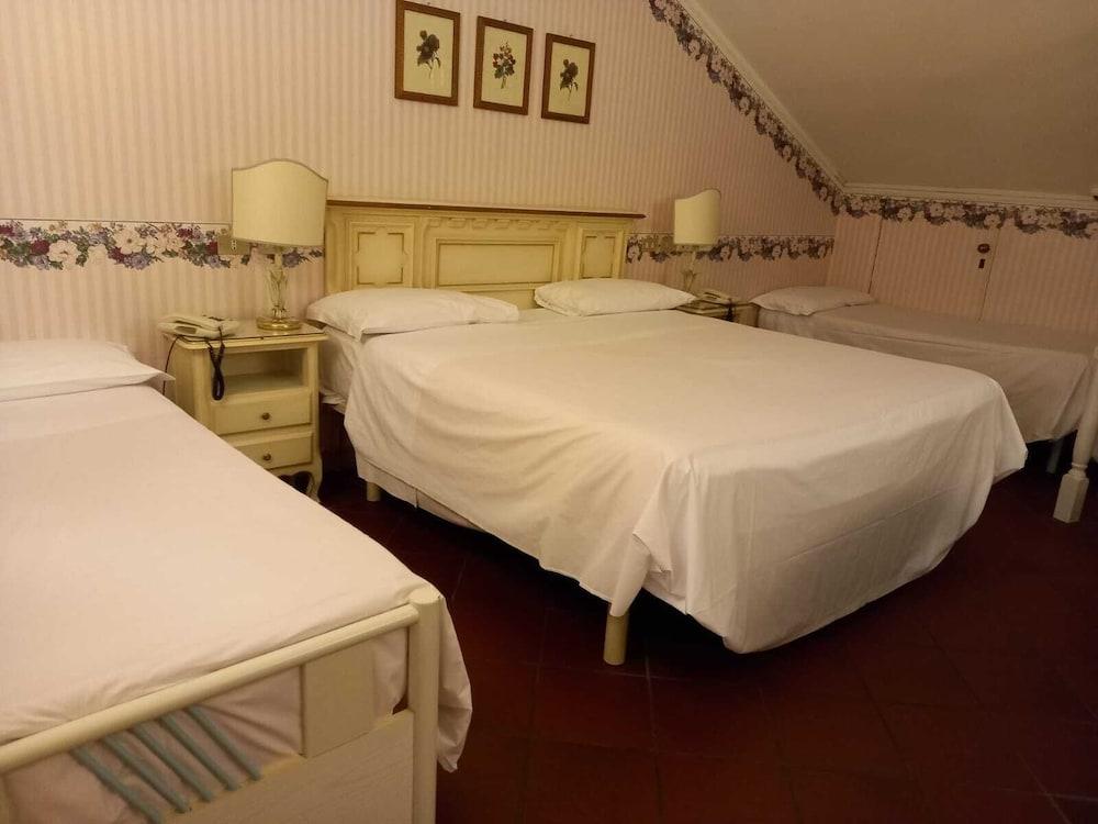 image 2 at Hotel Duchessa Isabella& SPA by Via Palestro 70 Ferrara 44100 Italy