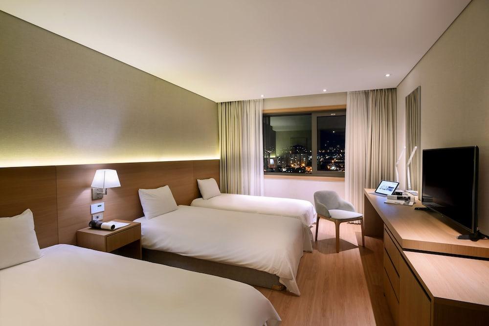 image 1 at Astar Hotel by 129, Seosa-ro Jeju City Jeju 690-846 South Korea