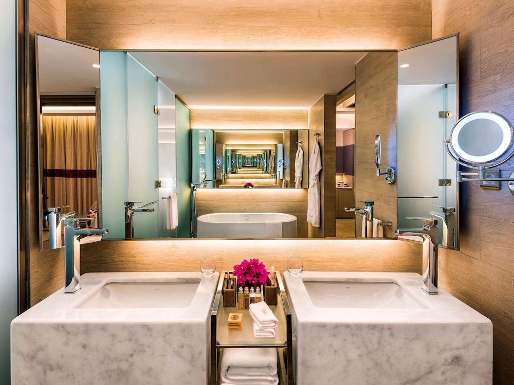 image 6 at Rixos Premium Tekirova - The Land of Legends by Tekirova Mah. Sehit Er  Hasan Yilmaz Cad. No:20 Kemer Antalya 07995 Turkey