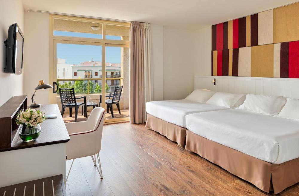 image 3 at H10 Salou Princess by Av. Principat d Andorra, 15 Salou 43840 Spain