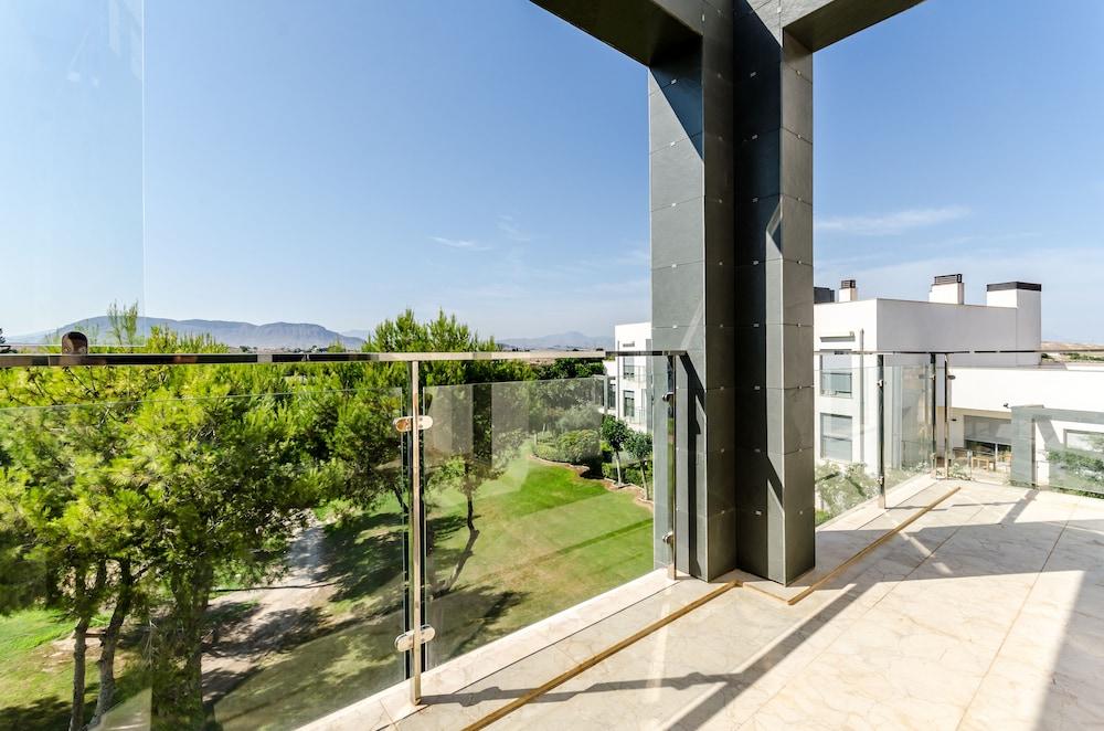 image 4 at El Plantio Golf Resort by Ctra Antigua Alicante, Elche km3 (A-79) Alicante Alicante 3114 Spain