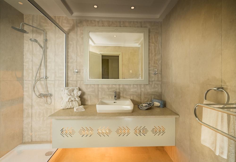 image 5 at Palm Beach Palace Tozeur by Zone Touristique 2200 Tozeur Tozeur 2200 Tunisia