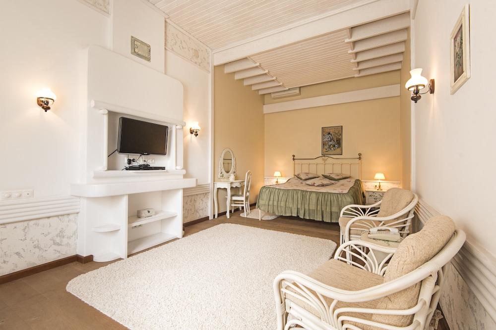 image 1 at Health Resort Shato Spas by Zarechnaya Str., 65 Aksay Rostov Oblast 346724 Russia