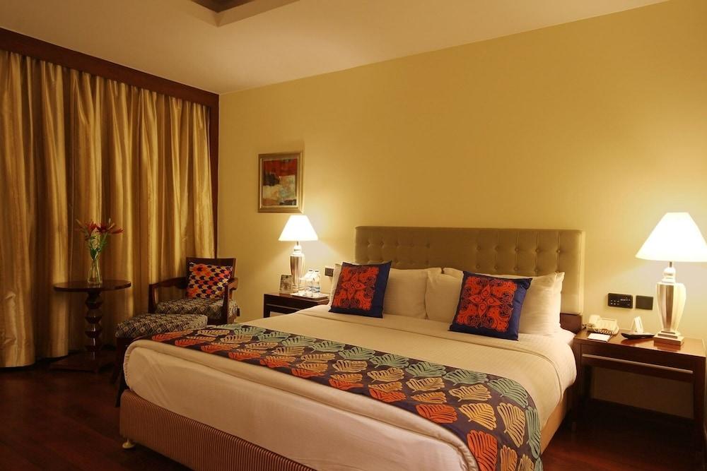 image 1 at Fortune Select JP Cosmos - Member ITC Hotel Group by No 49 Cunningham Crescent Road Behind Sigma Mall Bengaluru Karnataka 560052 India