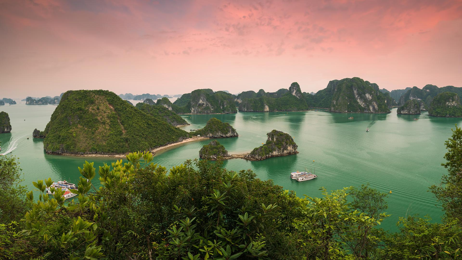 Hạ Long Bay, Vietnam