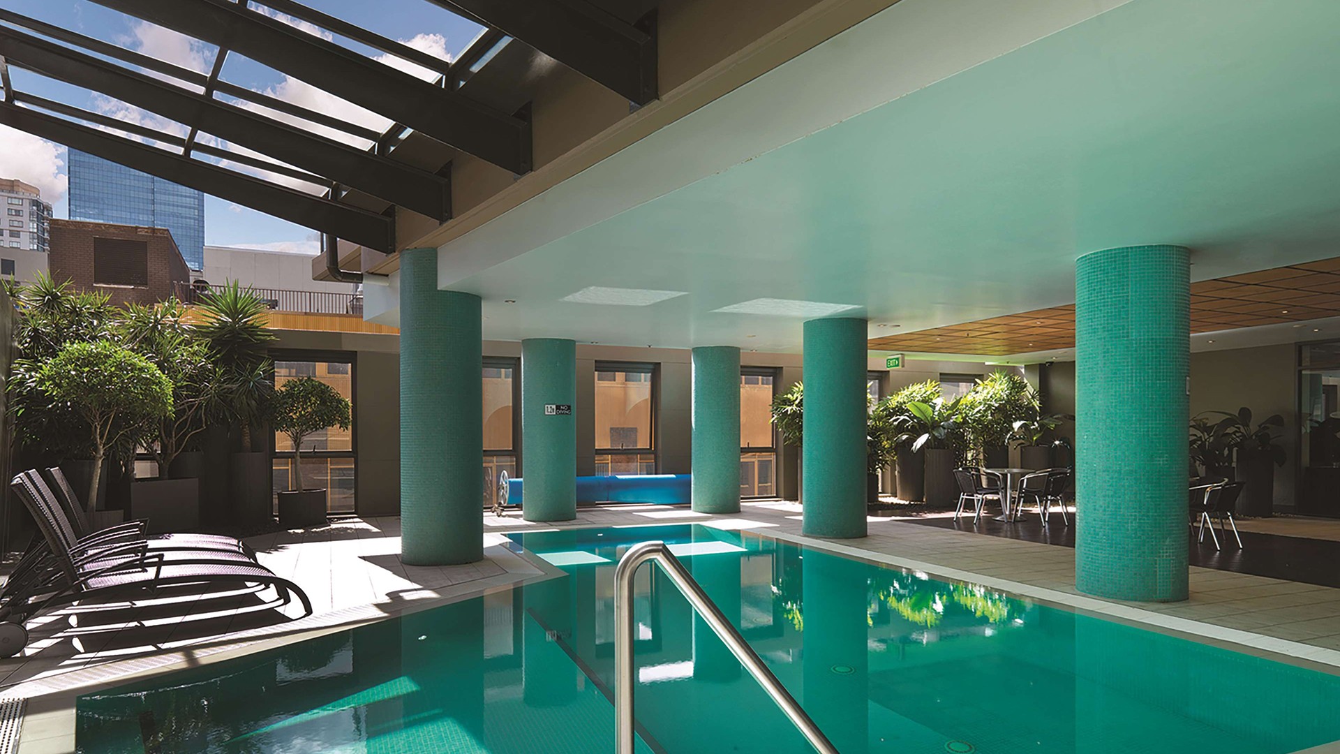 Sydney CBD Studio Escape near Darling Harbour with Indoor Pool, Sydney, NSW