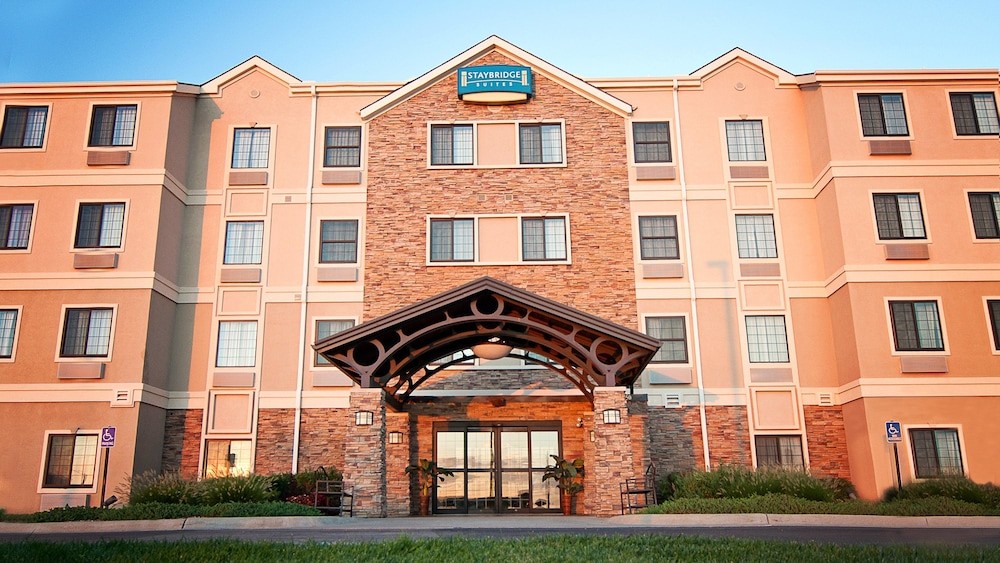 Staybridge Suites Wichita, an IHG Hotel, Wichita - Luxury Escapes SG