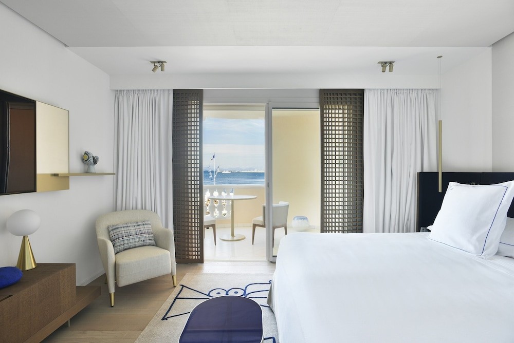 Hotel Cheval Blanc St-Tropez - Luxury Concierge Service