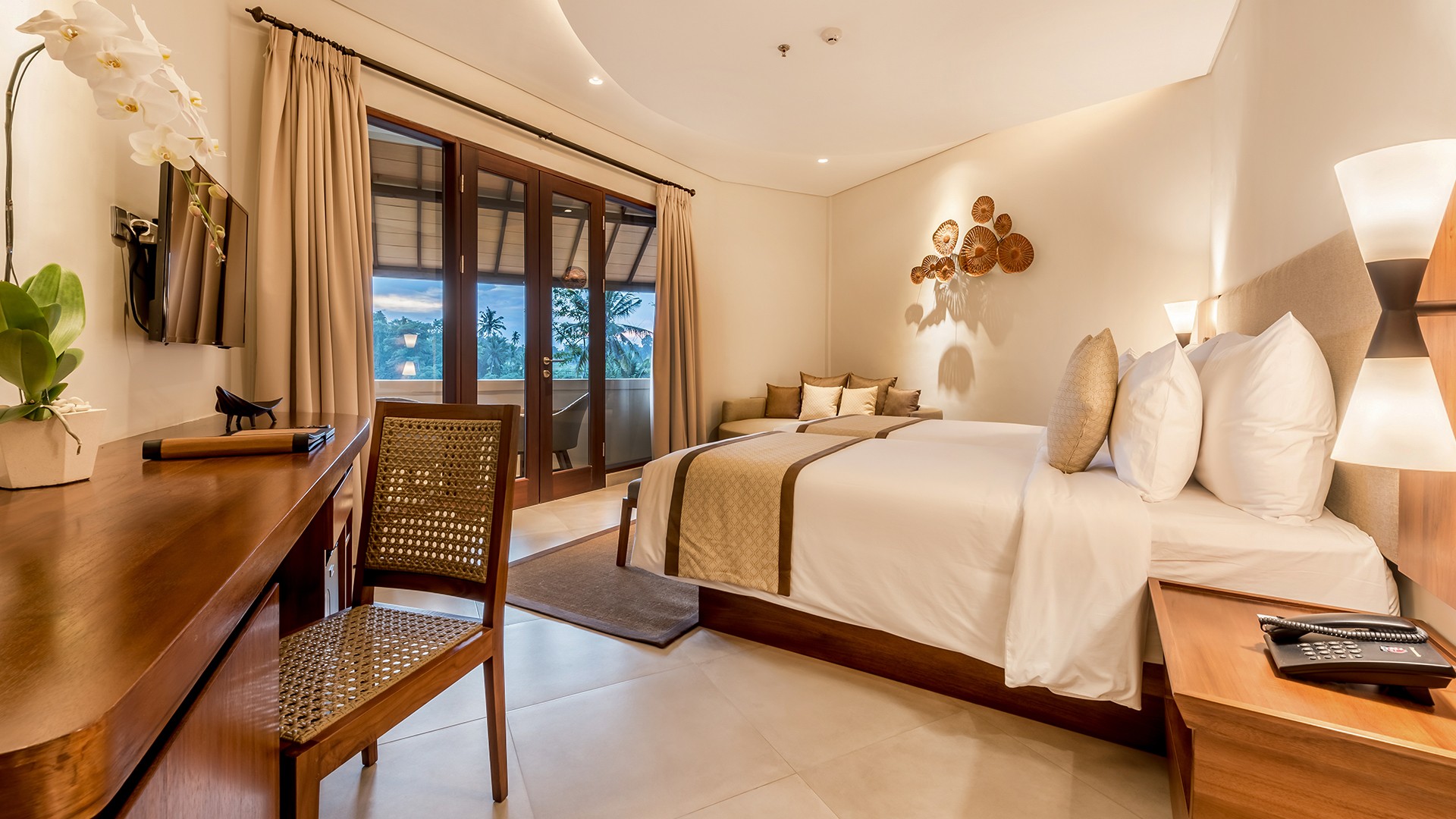 FiveStar Bali Retreat just 10 Minutes from Ubud with Rooftop Bar, Ubud