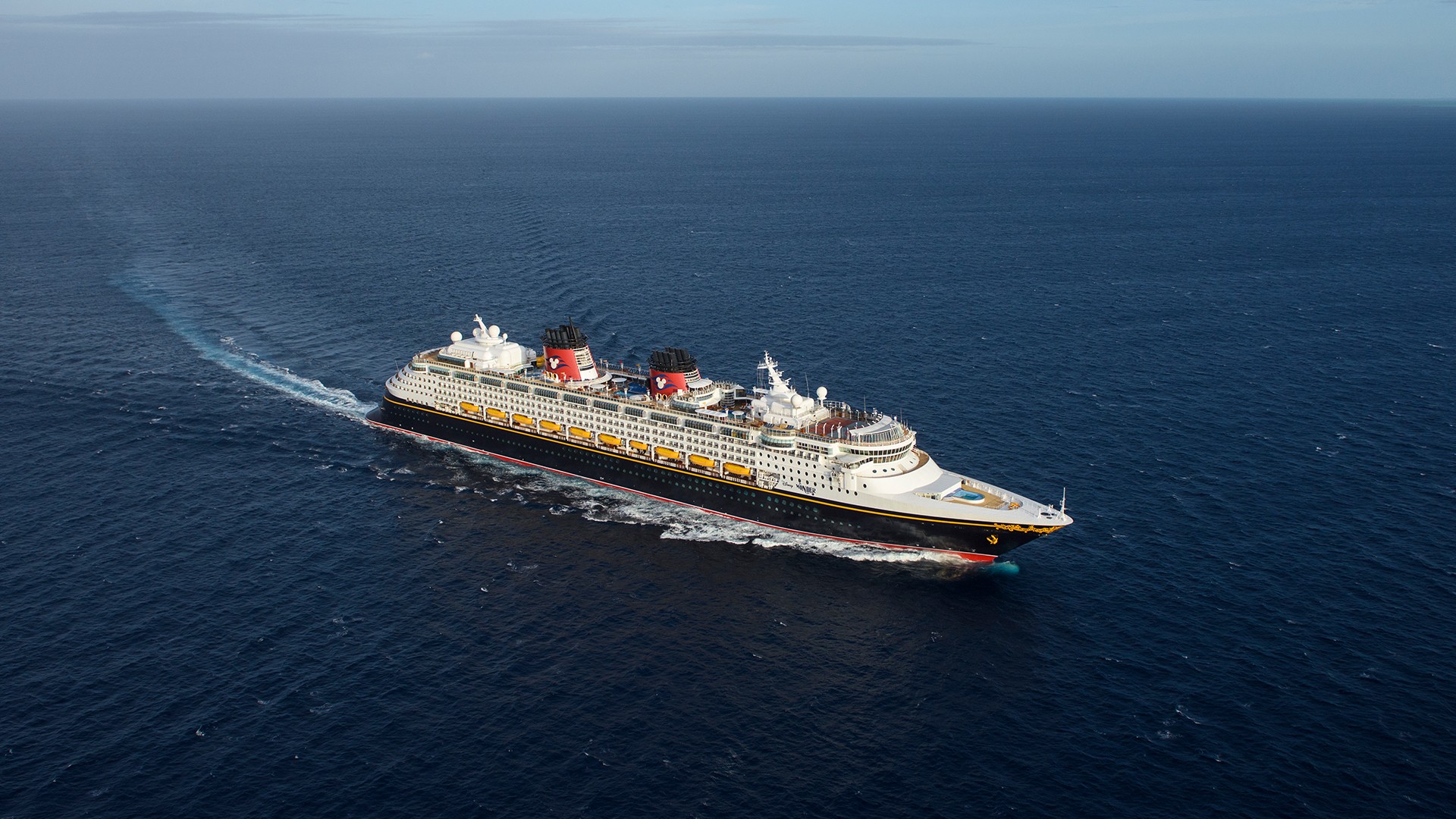 Disney Wonder. Ships’ Registry: The Bahamas. ©Disney