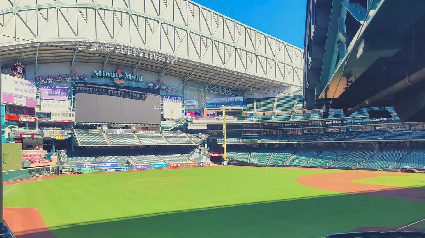 Astros' Minute Maid Park going cashless