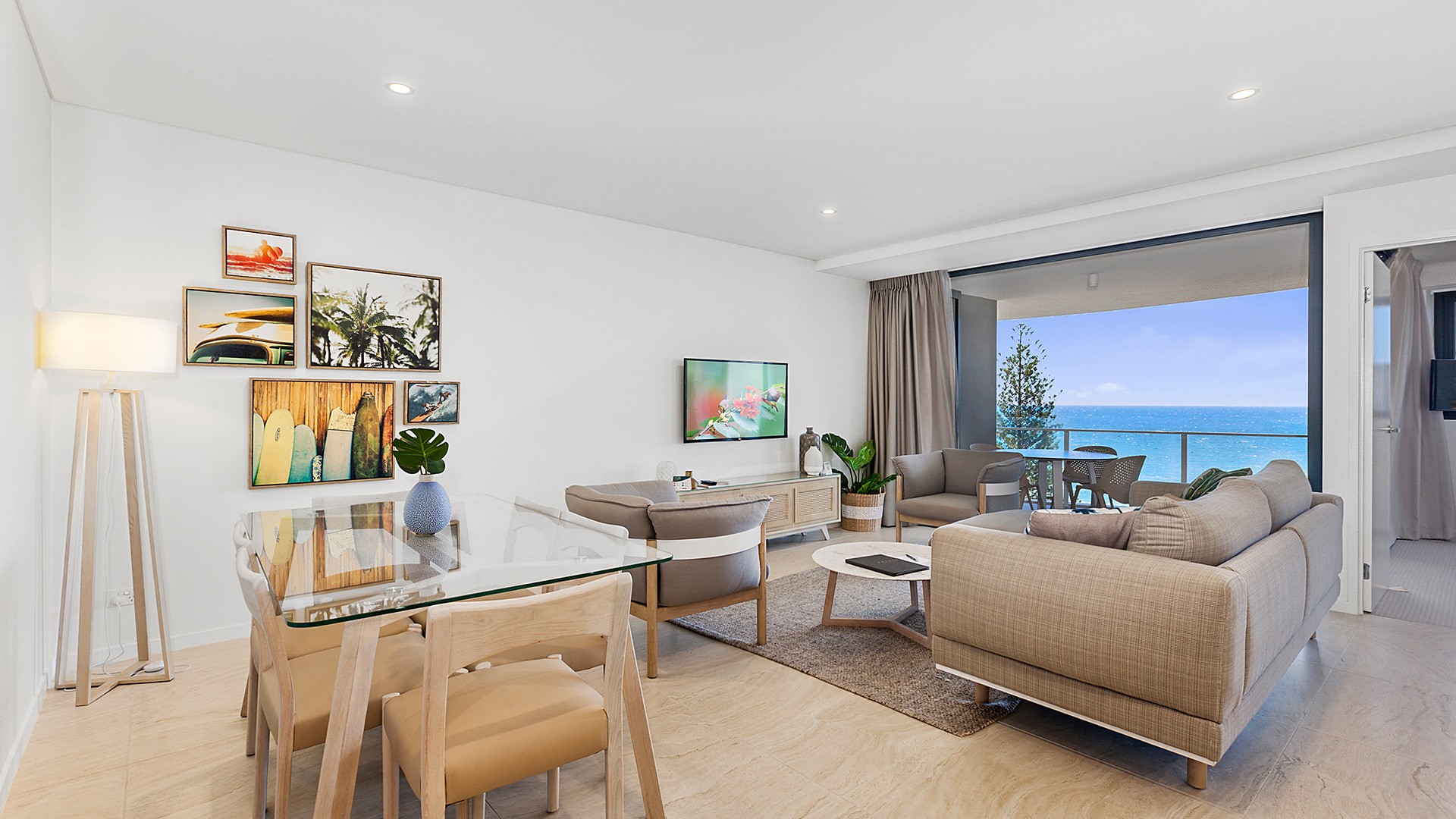 Luxe Sunshine Coast Beachfront Apartments in the Heart of Mooloolaba