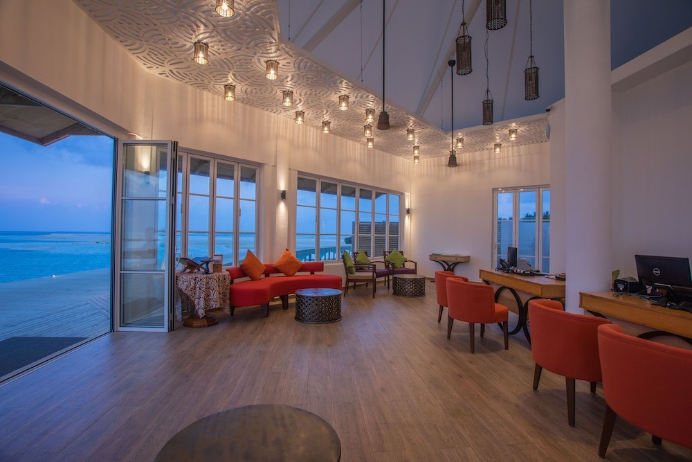 Cinnamon Hakuraa Huraa Maldives All Inclusive, Hakuraa Huraa Luxury