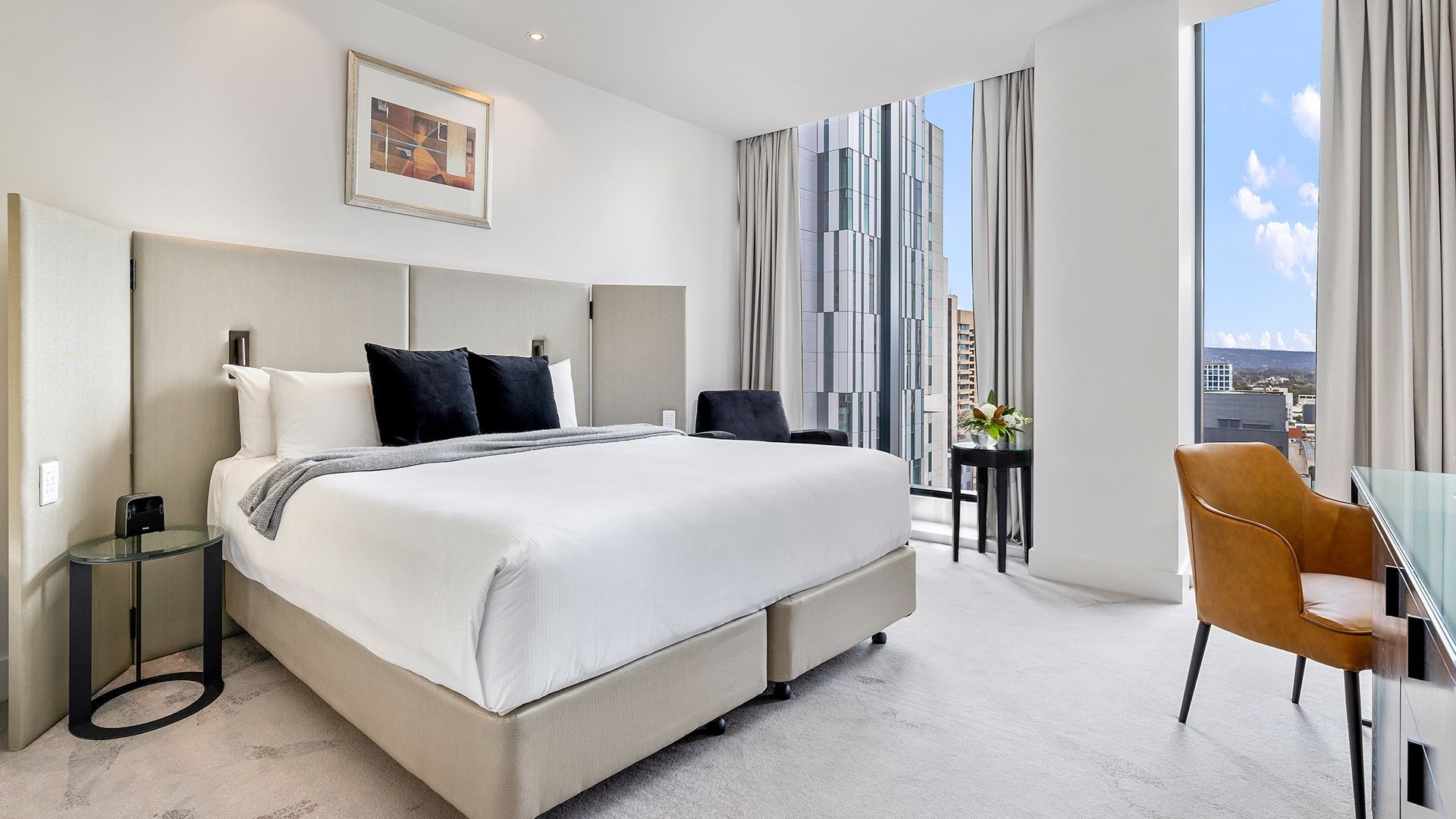 Contemporary Peppers Luxury in the Heart of Adelaide with Daily