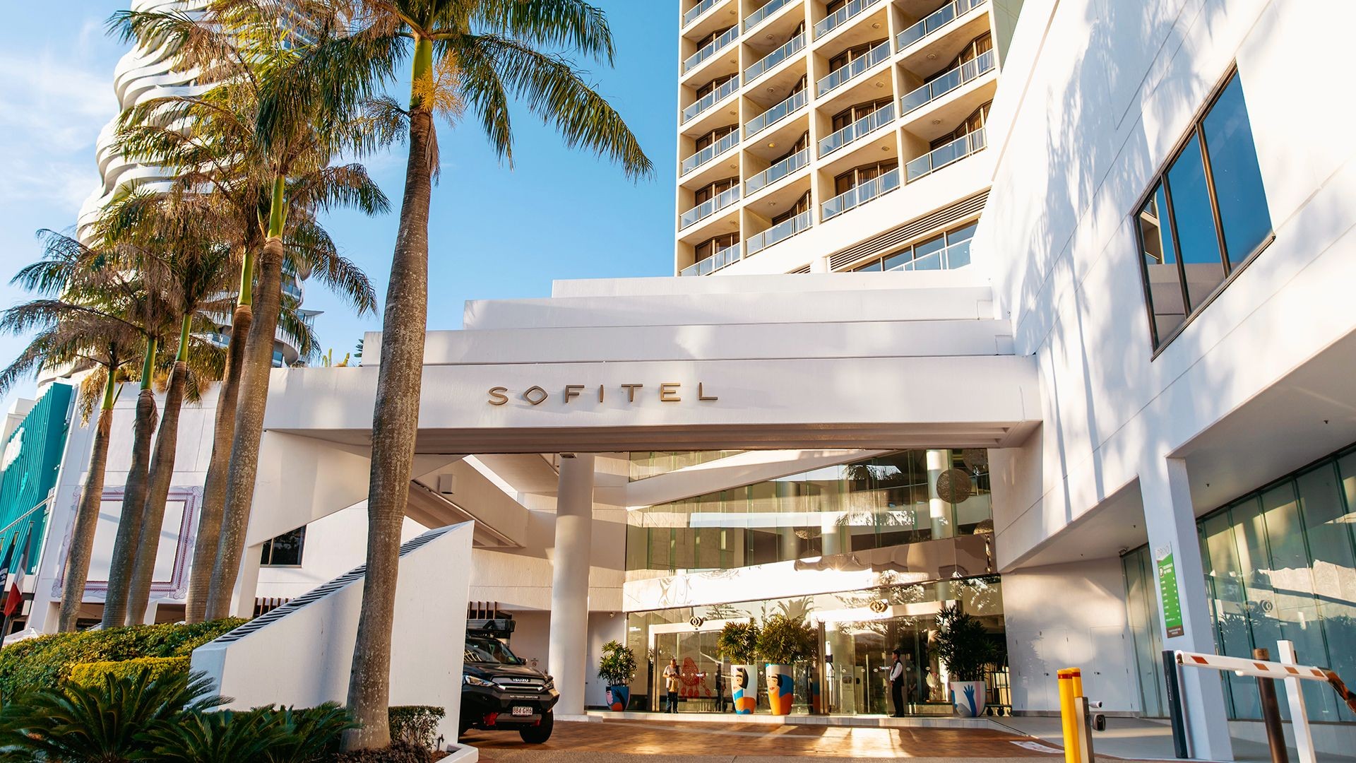 Elevated Sofitel Gold Coast Luxury Moments from Broadbeach with Resort ...