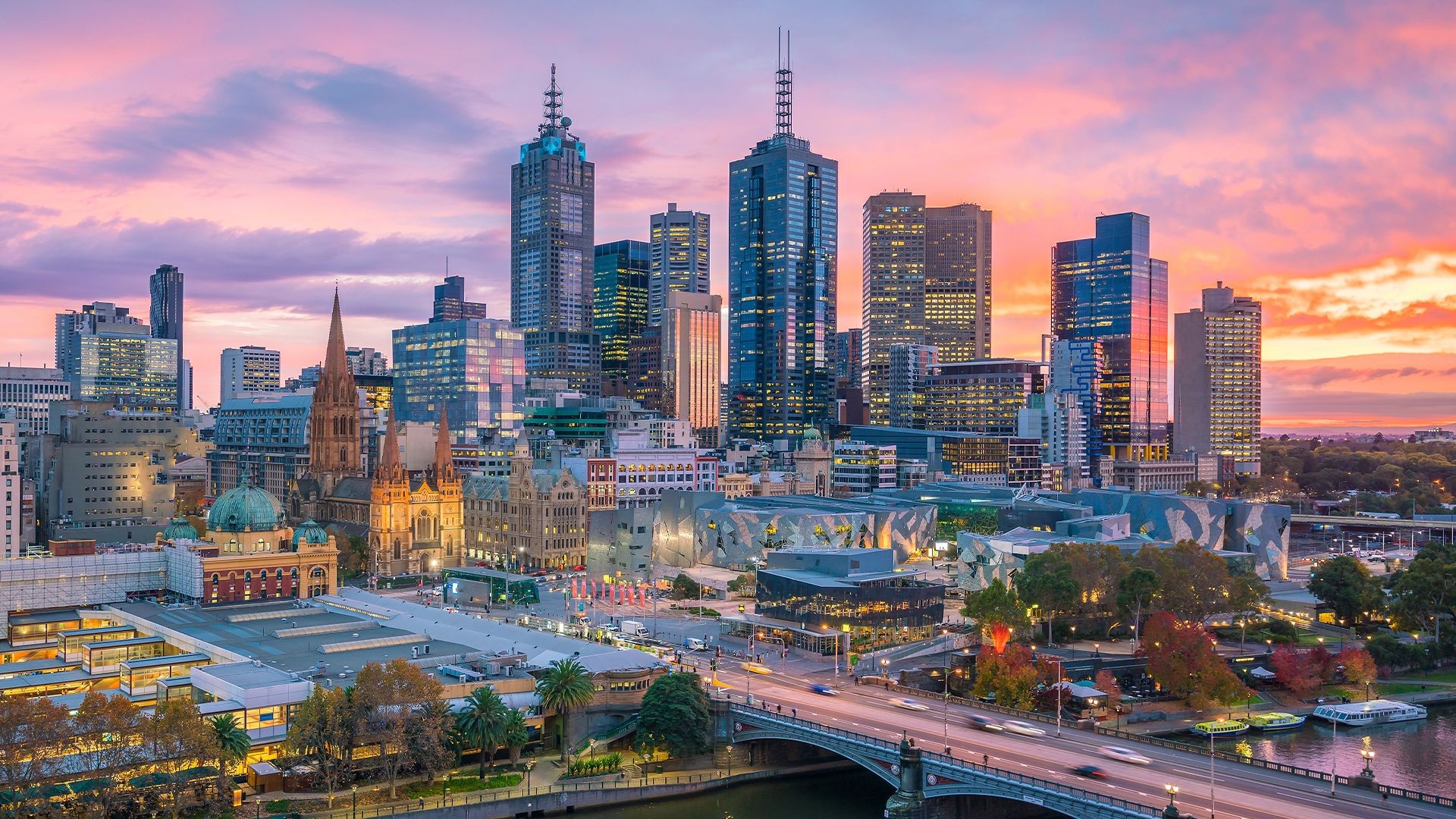 Modern Melbourne Studio Stay on Elizabeth Street with TwoCourse Dinner