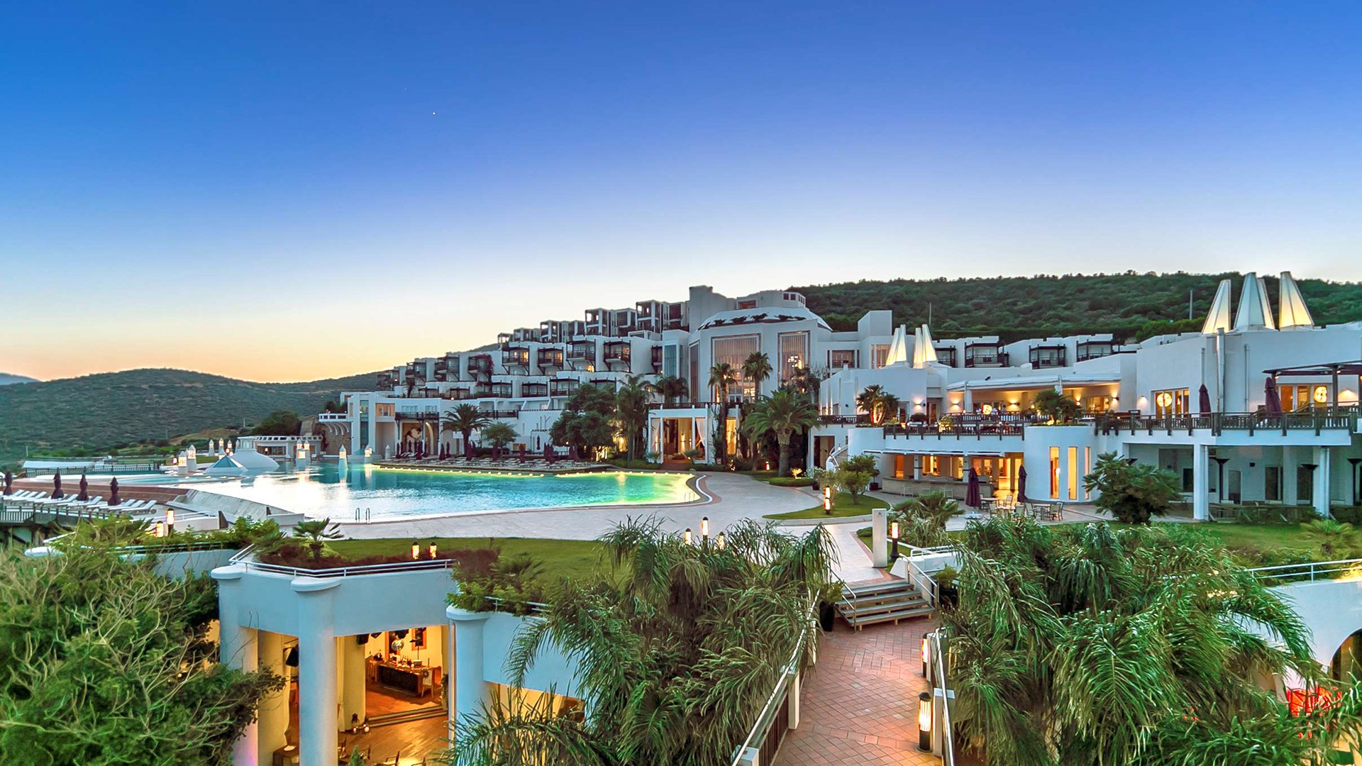 Kempinski hotel barbaros bay bodrum. Кемпински барбарос бэй. Kempinski bodrum 5. Kempinski bodrum barbaros. Kempinski hotel barbaros bay bodrum.
