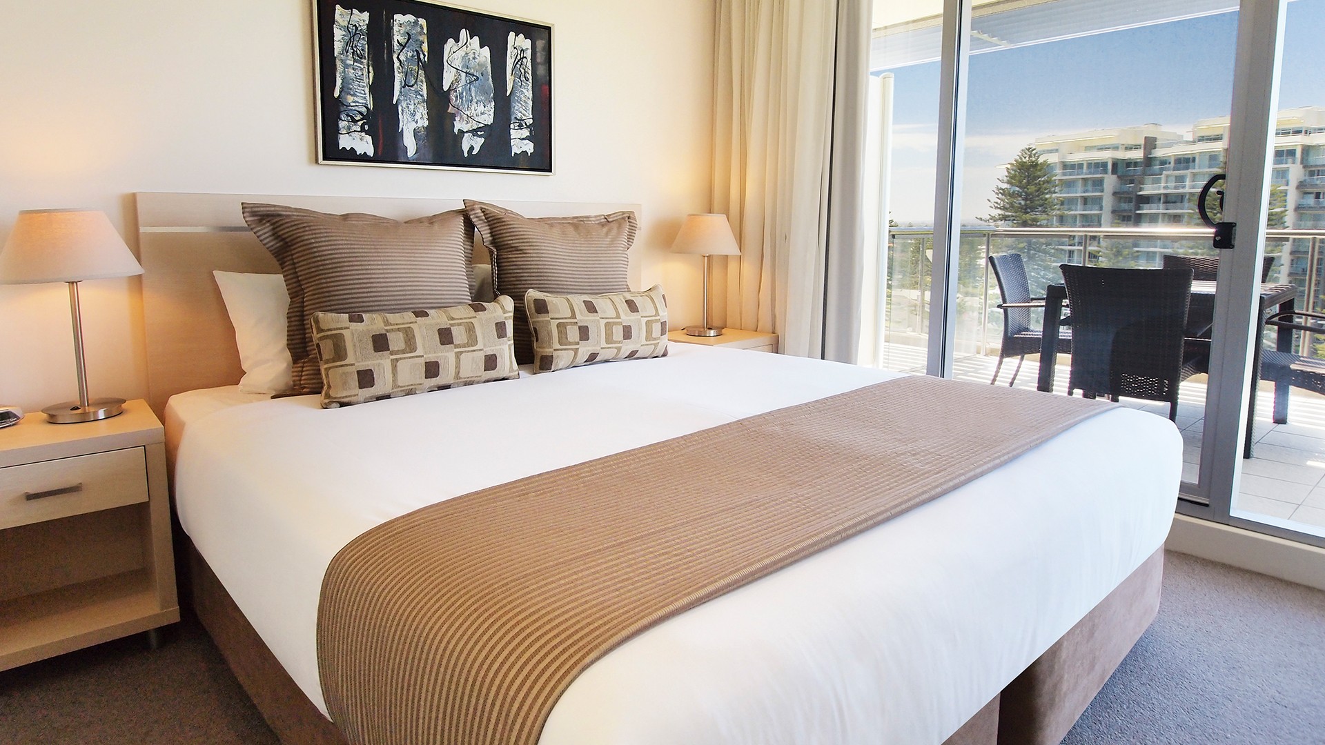 Glenelg Apartment Escape Just 20 Minutes from Adelaide CBD with