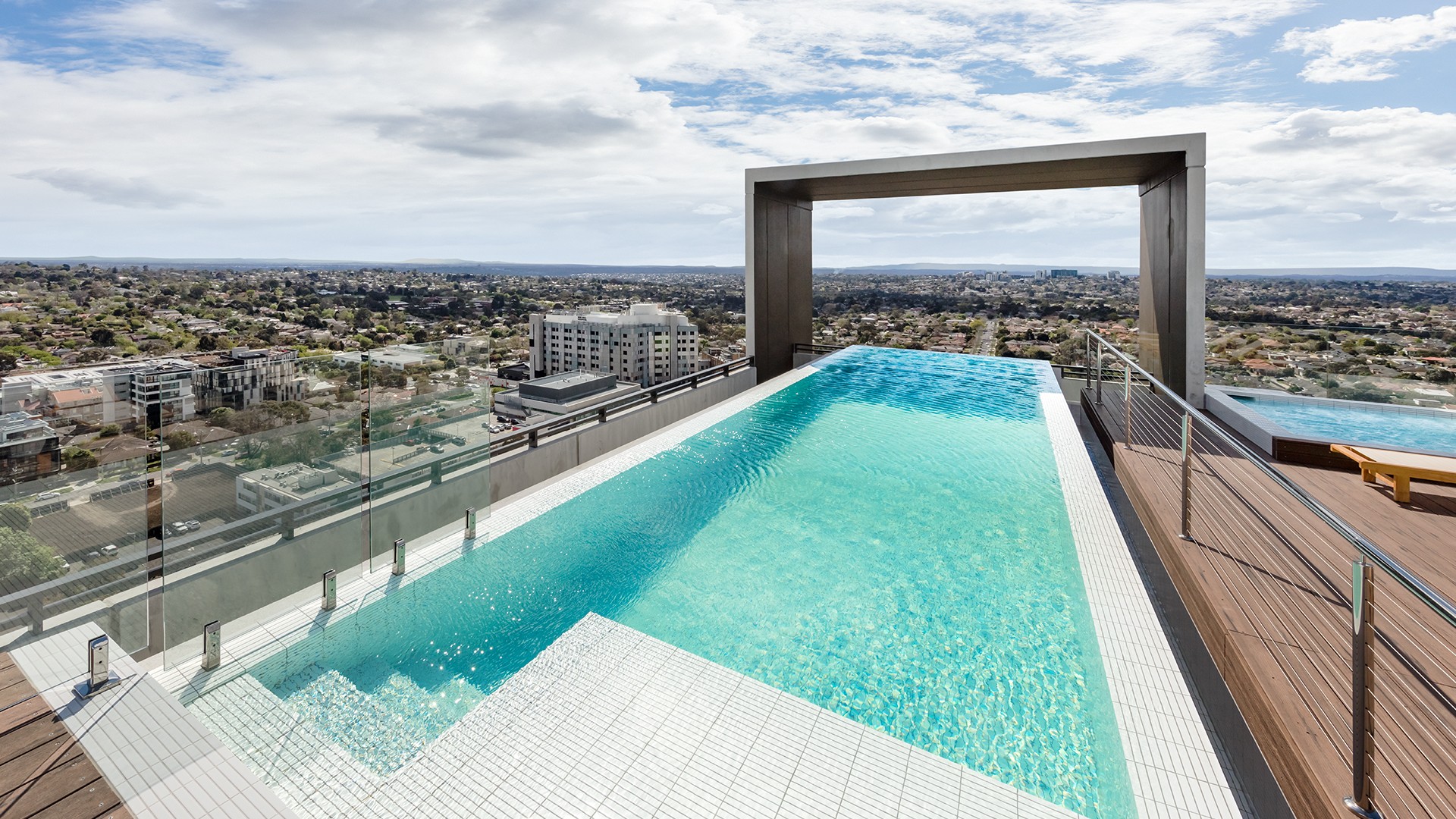 Melbourne Contemporary Box Hill Suites with Rooftop Infinity Pool