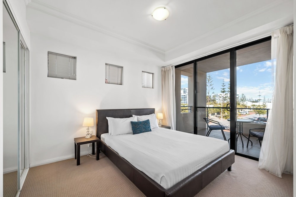 Dolphin Quay Apartments, Mandurah Luxury Escapes AU