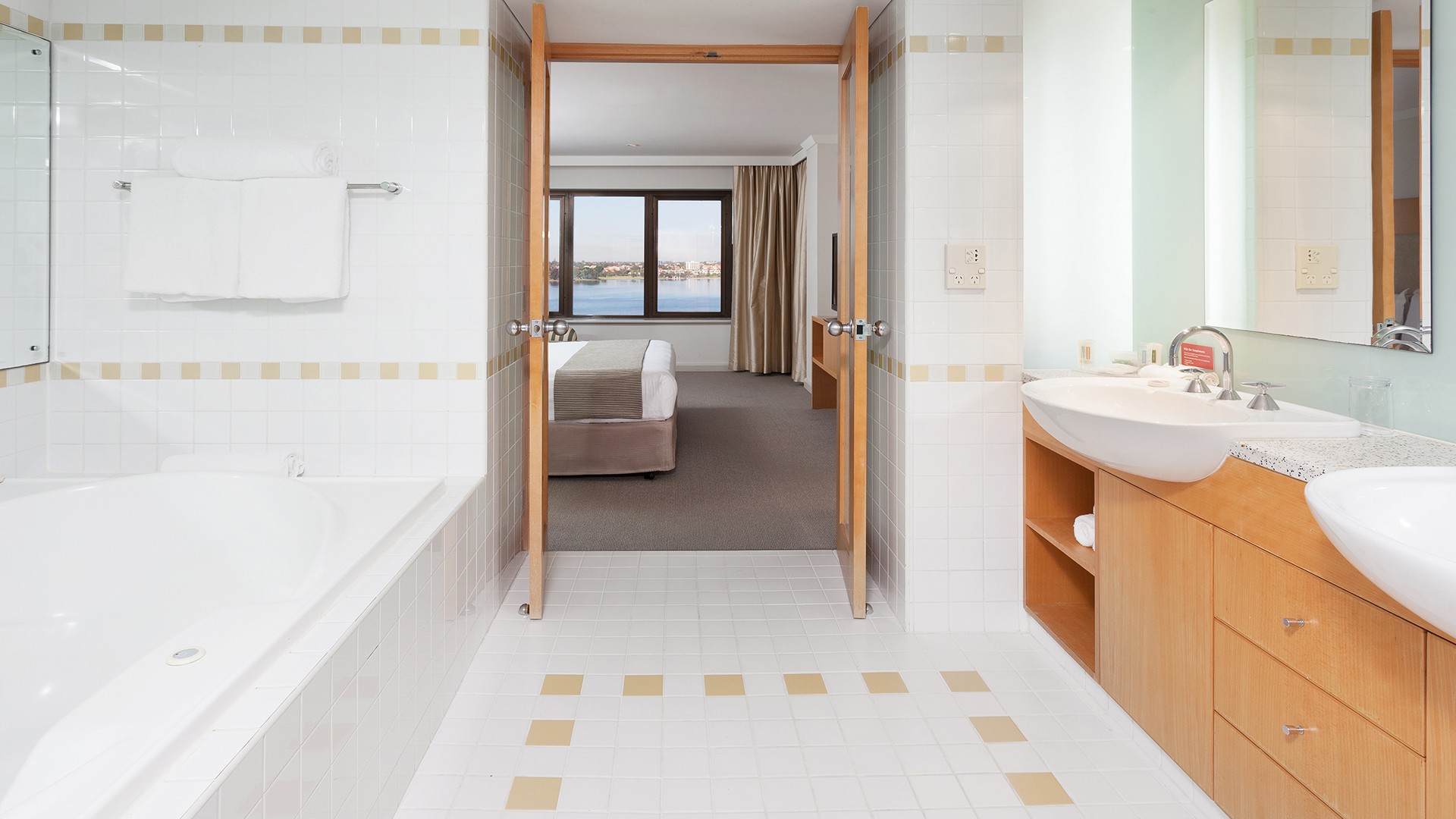 Room image q21ynq8gvlzazj7qw46