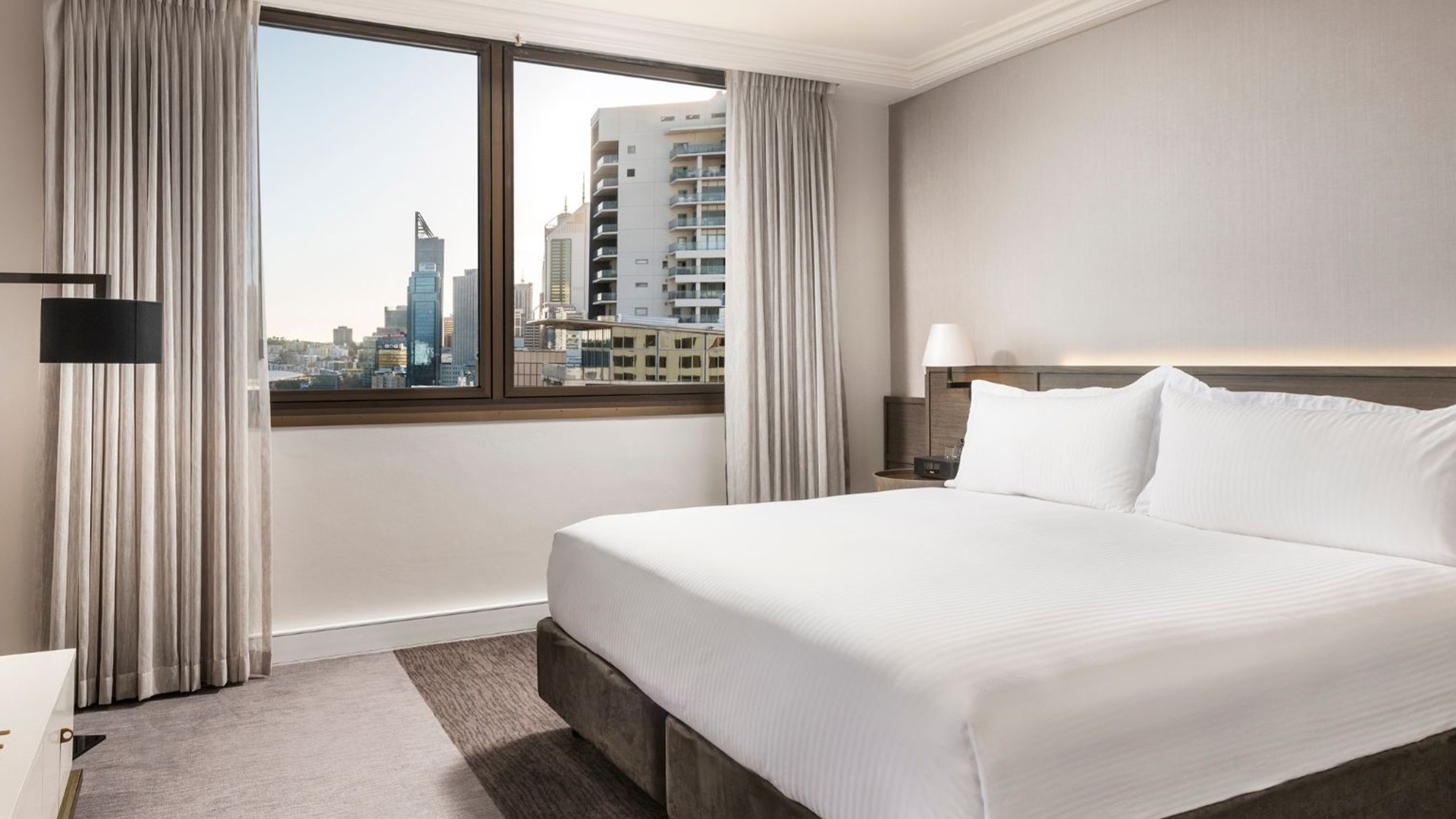 Room image qr9y5754pif763hud225