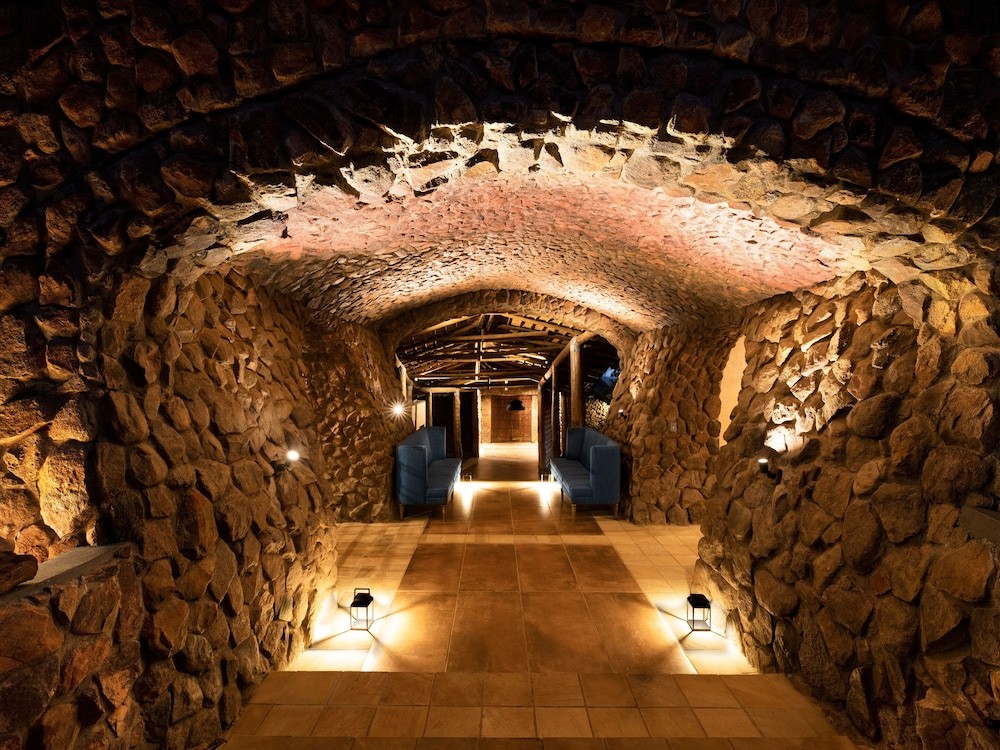 Babohi at Qwabi Private Game Reserve, Bela-Bela - TreatMe NZ