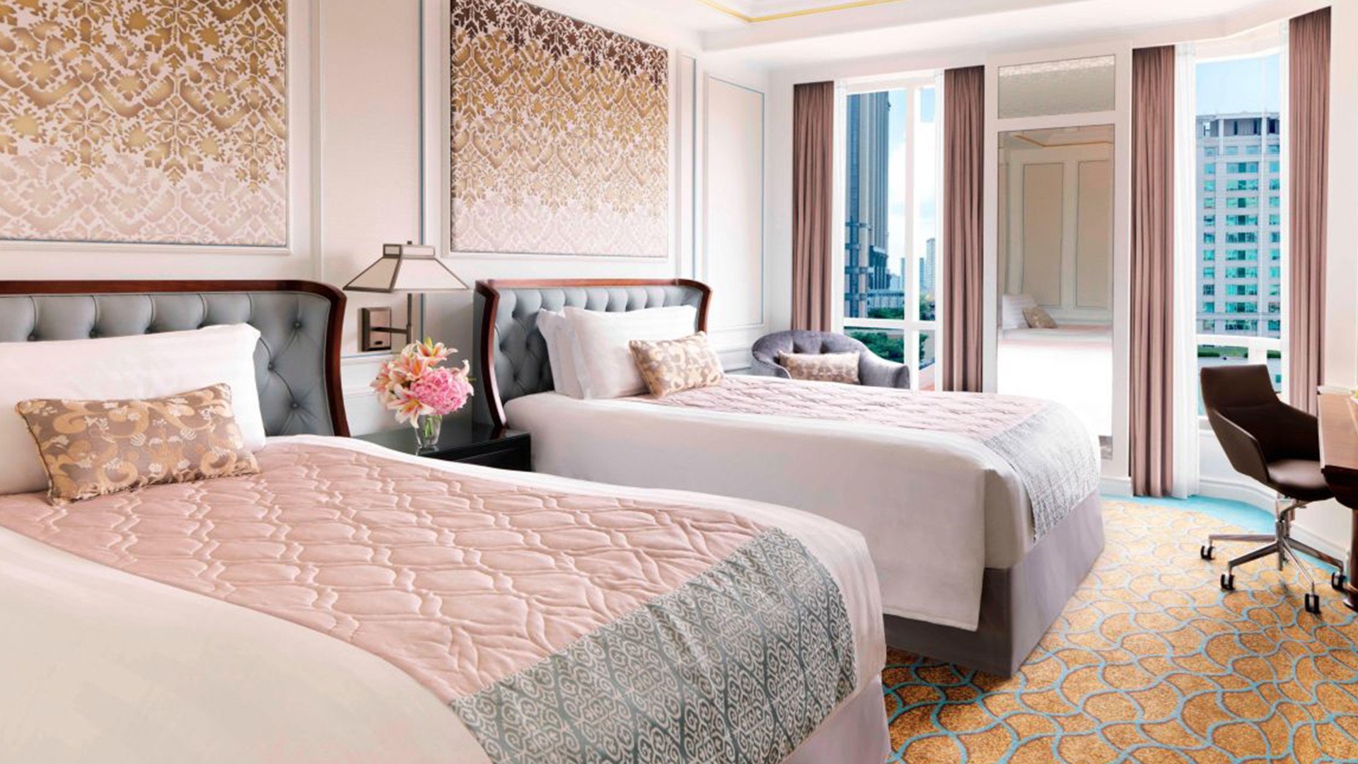 FiveStar Flagship Escape to One of Singapore's Best Hotels, Singapore