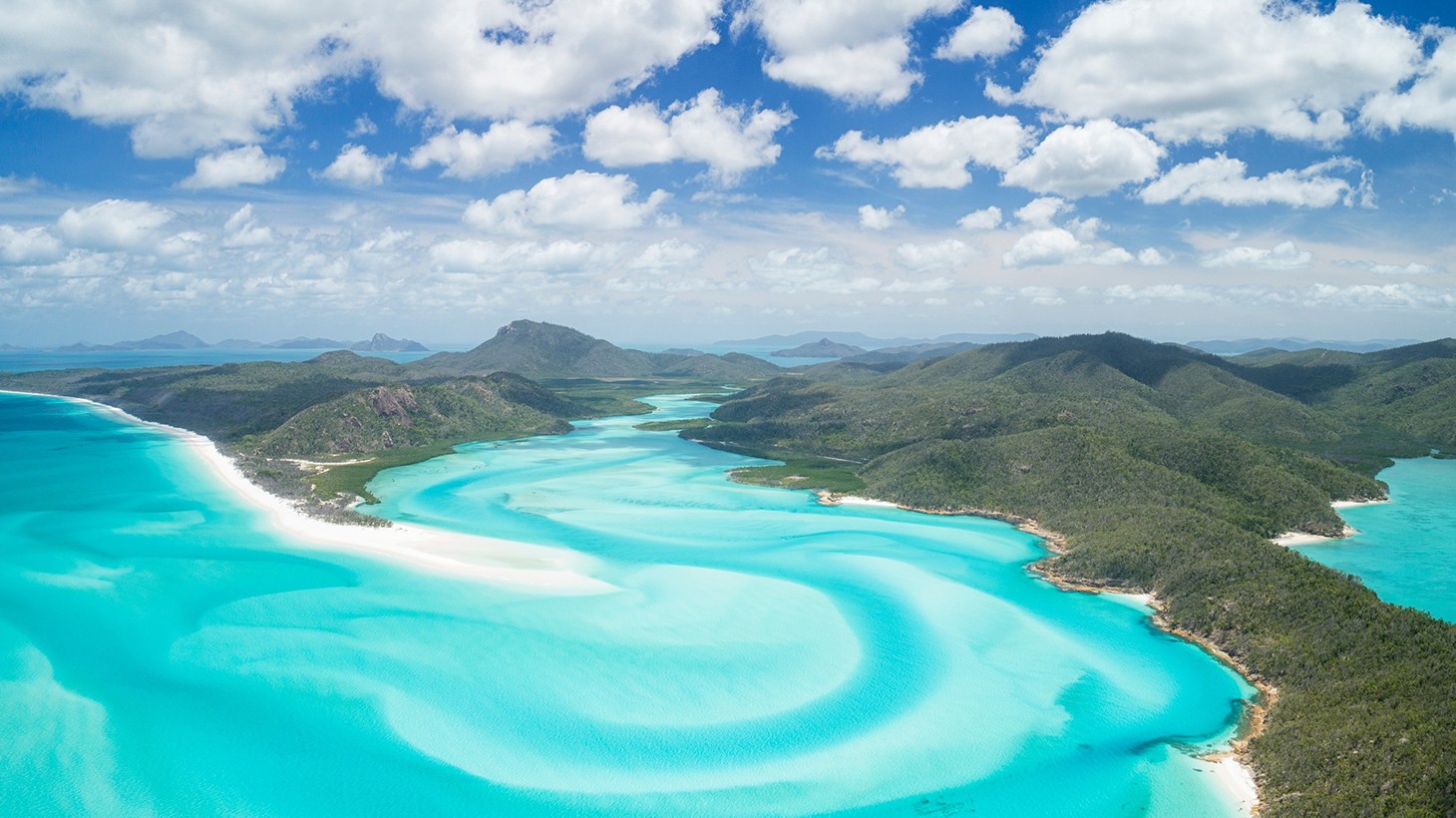 Airlie Beach: 70-Minute Whitsunday Islands & Reef Scenic Flight with ...