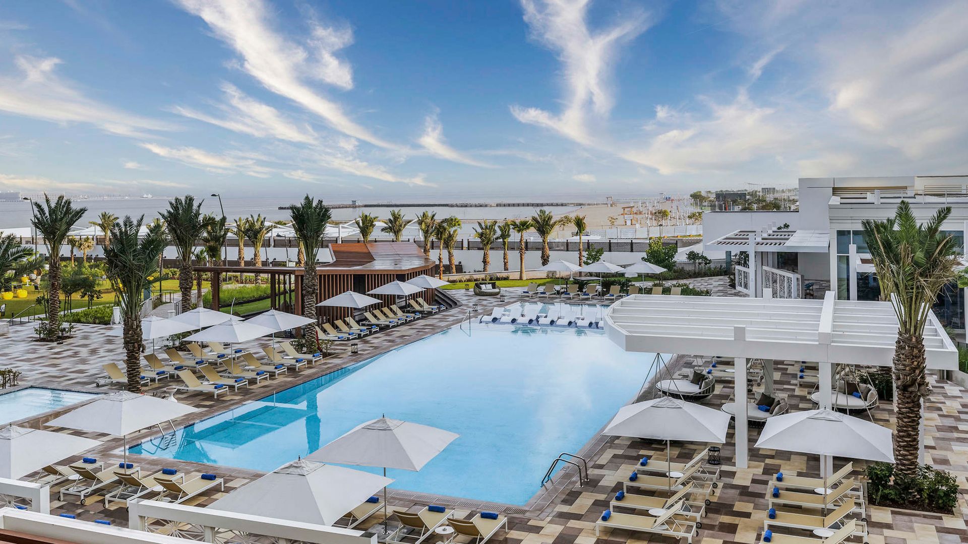 Doha Beachfront Indulgence with Six Restaurants, Four Pools & Luxe Spa