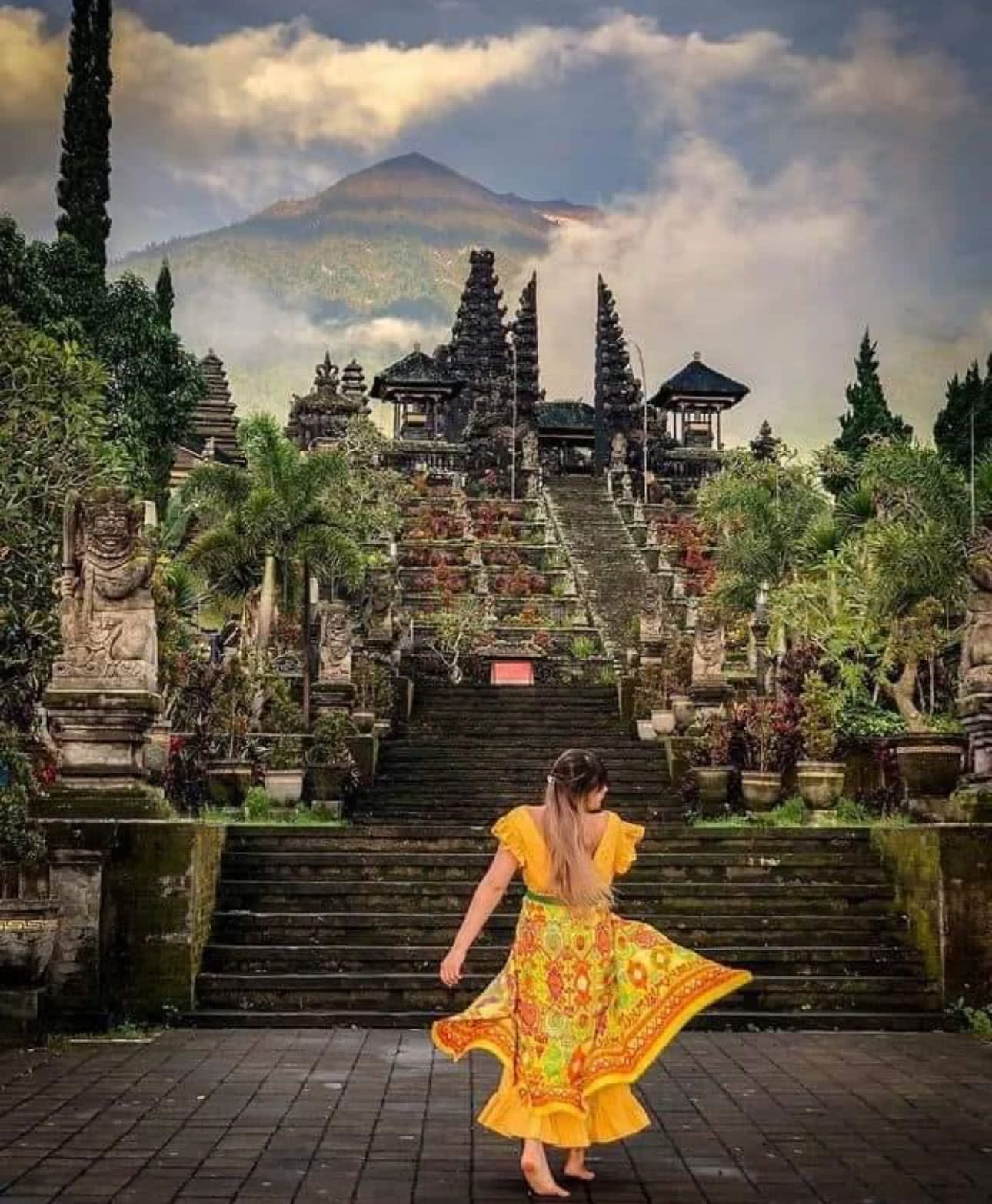 Bali Full-Day Private Besakih Temple & Ubud Experience
