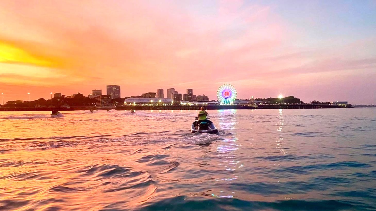 Experience Spectacular Sunsets on a 90-Minute Golden Eye Jet Ski Tour 2
