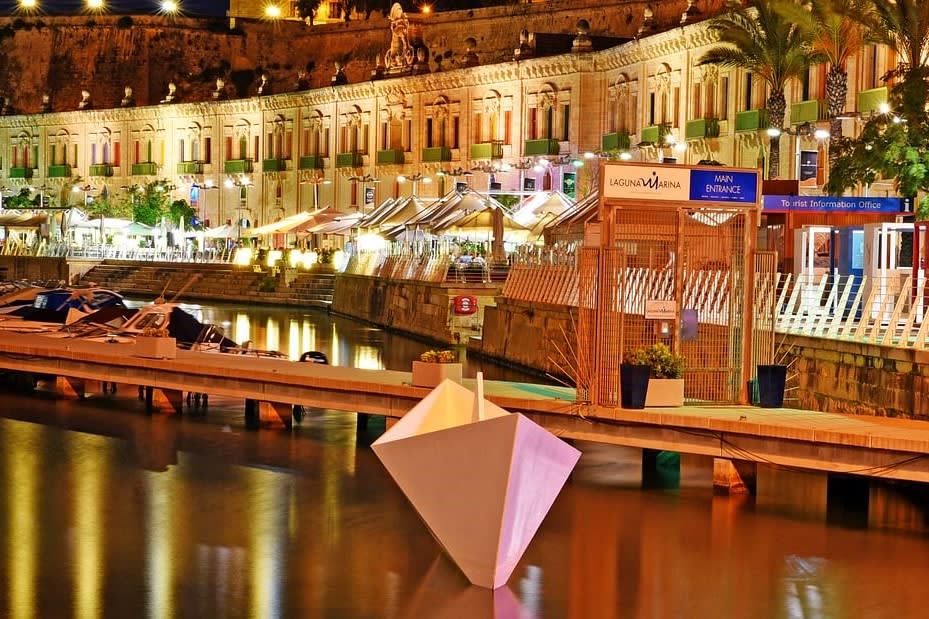 Valletta Waterfront, Mdina, and Rabat Night Tour 2