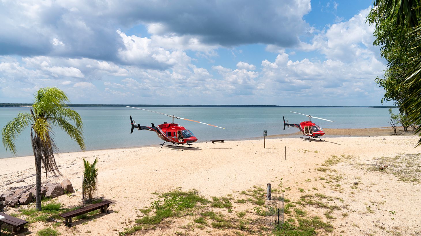 Five-Hour Helicopter Flight Pub Crawl with Four Iconic Top End Venue Visits 5