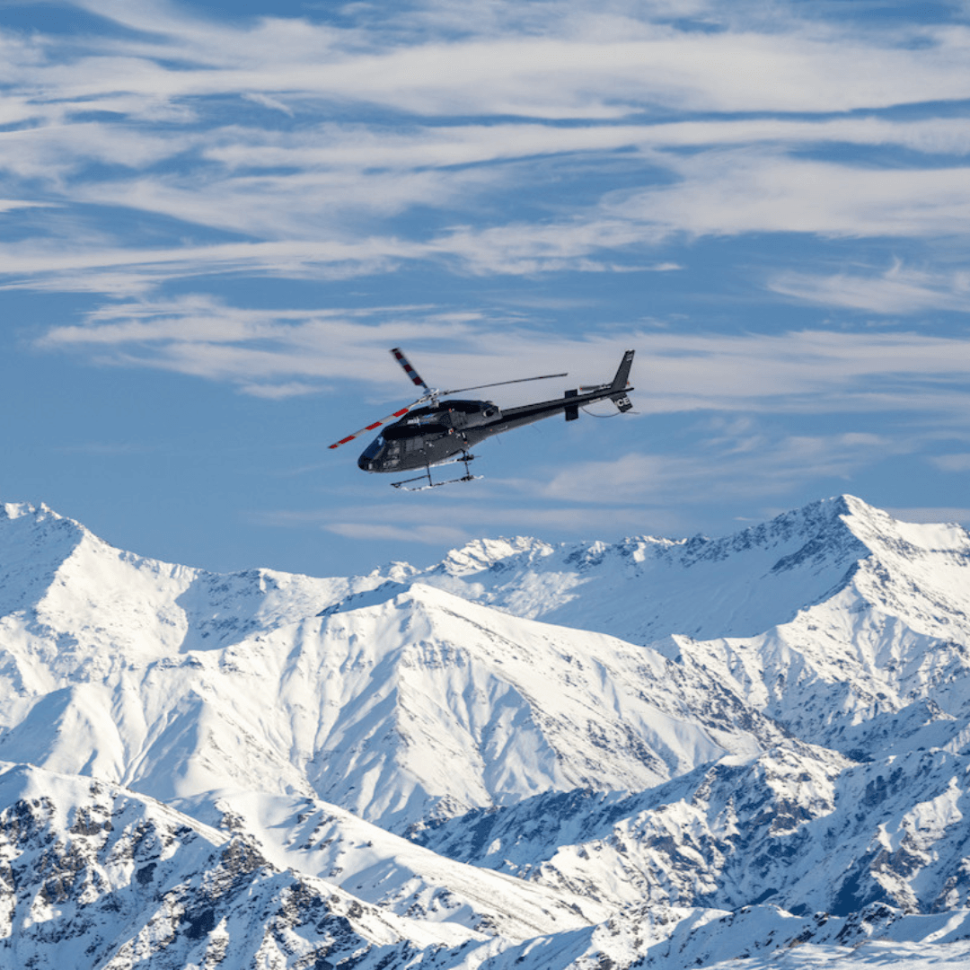 30-Minute Queenstown Helicopter Snow Landing with Skippers Canyon Views
