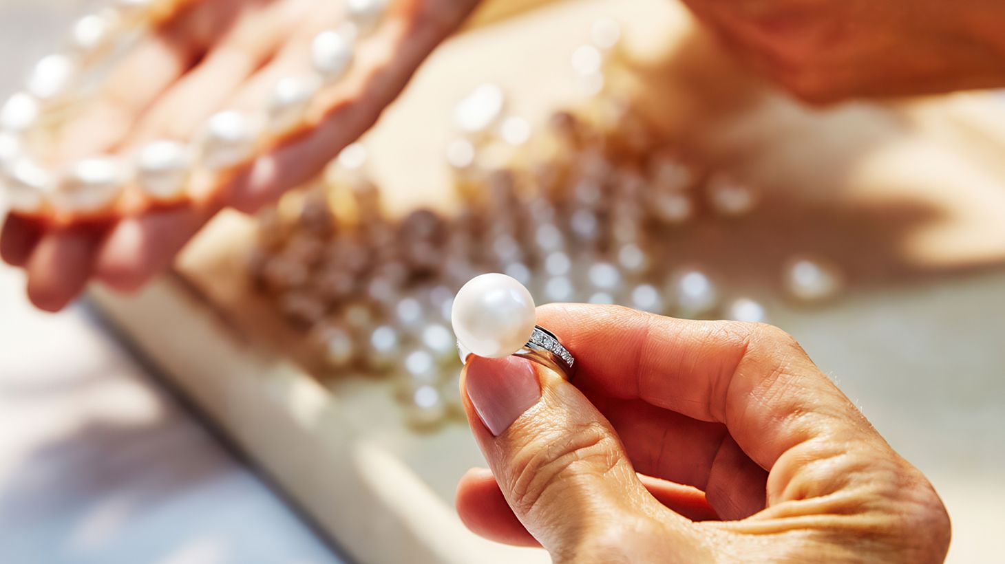 Half-Day Treasures of Broome Tour with Lunch, Pearl Harvest Tour, Cocktail & Appetisers