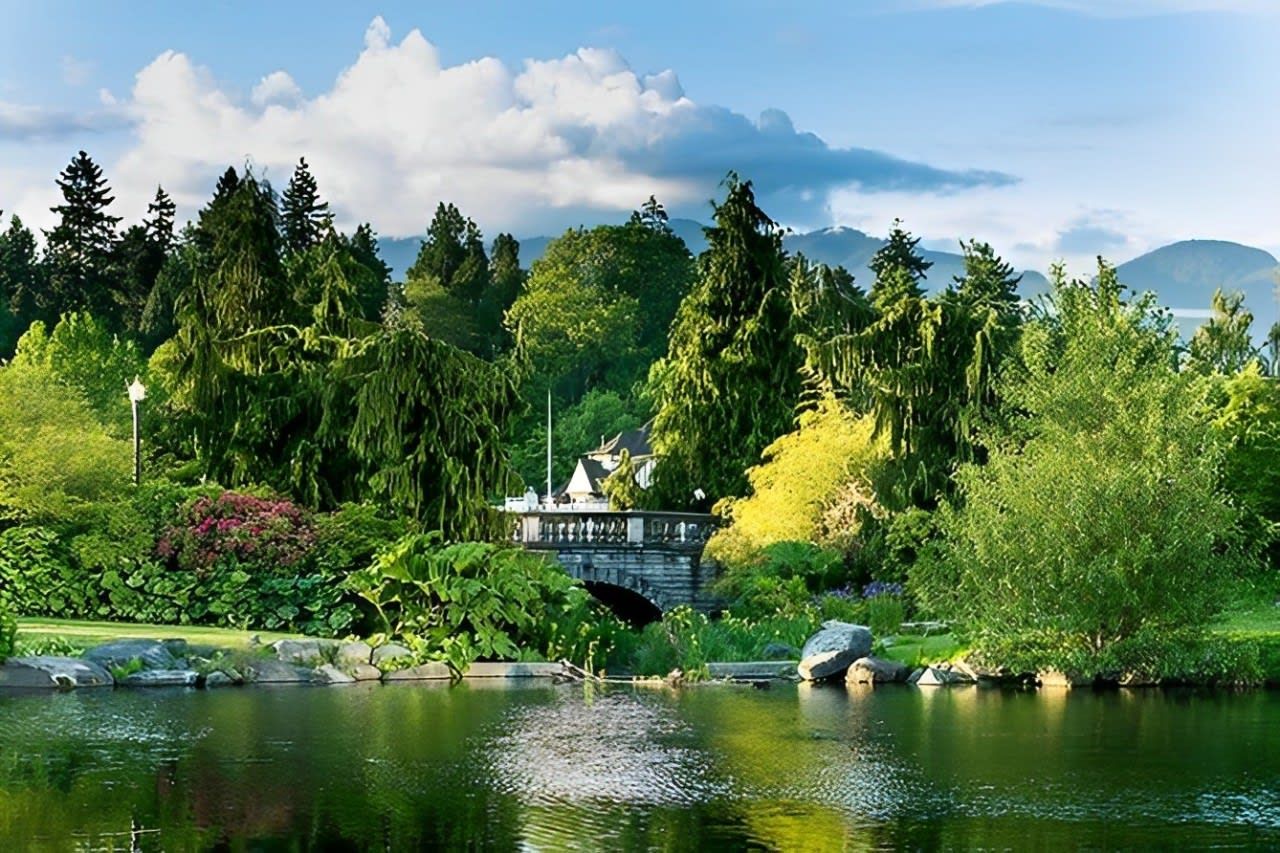 Vancouver City Highlights Full-Day Guided Tour 5