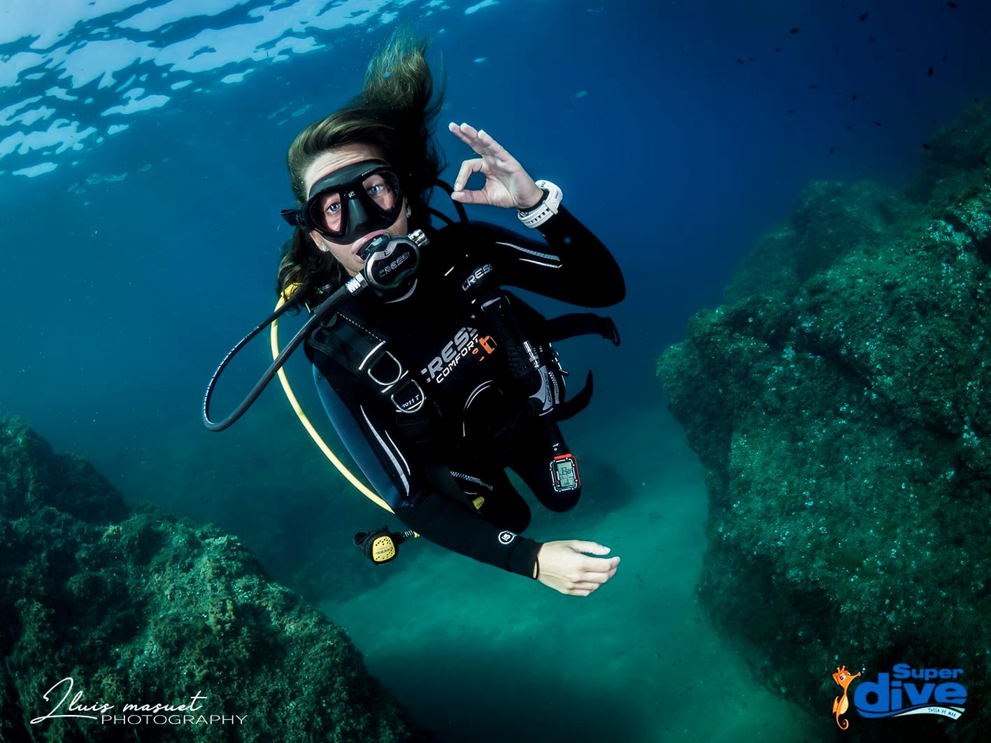 Barcelona's Dive Recharge: Scuba Refresher with PADI 5* Dive Center