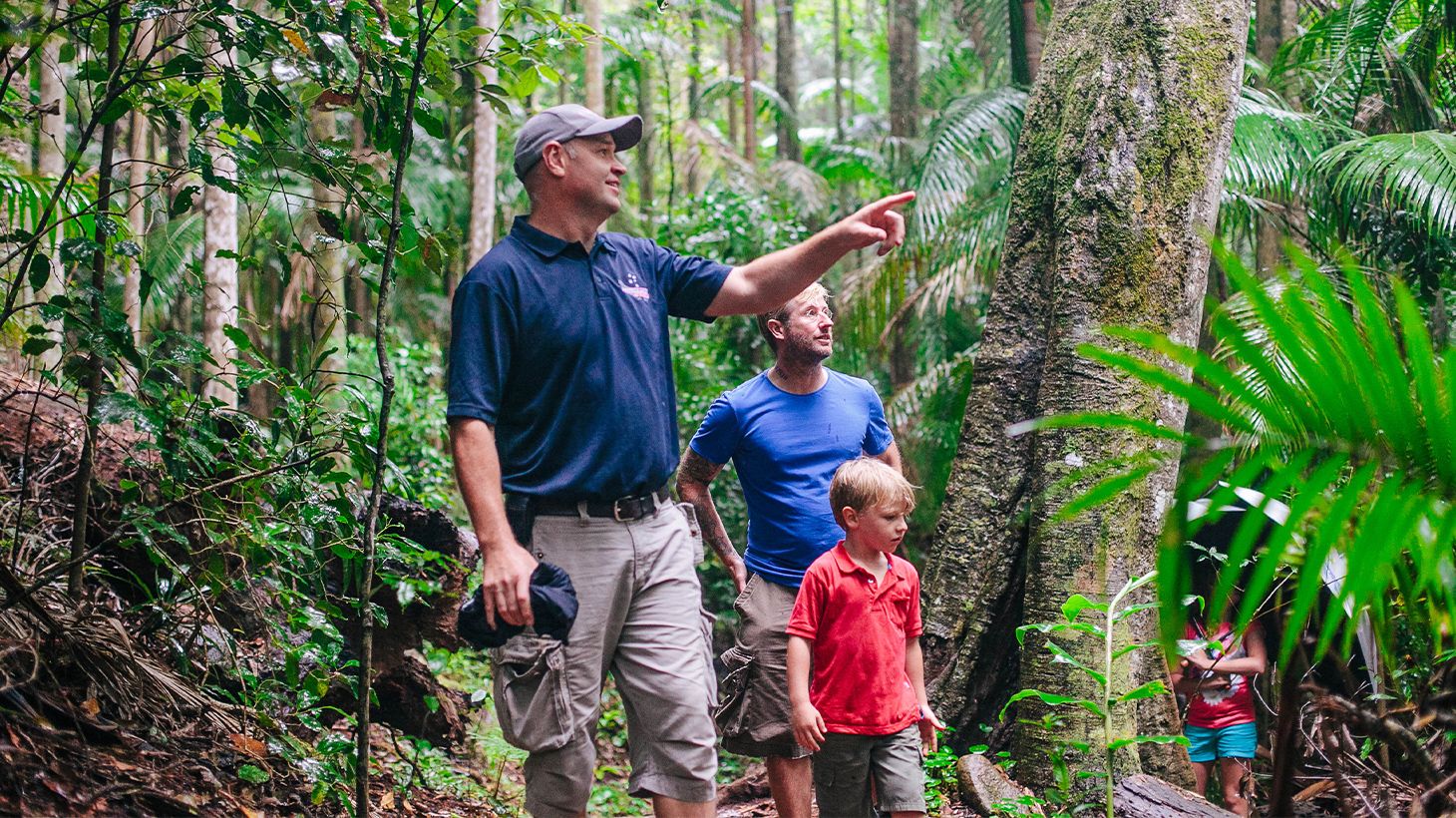 Full-Day Tastes of Tamborine Mountain Guided Tour with Lunch, Distillery Tour & Tasting 3