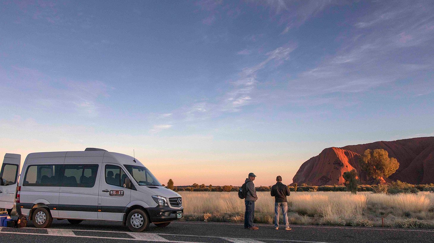 Uluru: Three-Hour Guided Uluru Highlights Tour with Picnic Breakfast 7