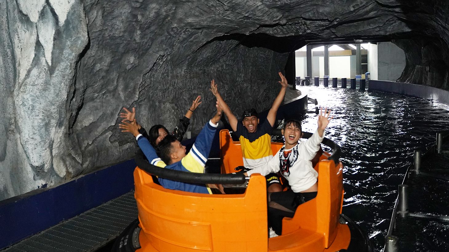Admission to Trans Studio Bali Indoor Theme Park with Optional iFly & VIP Package Upgrades 6