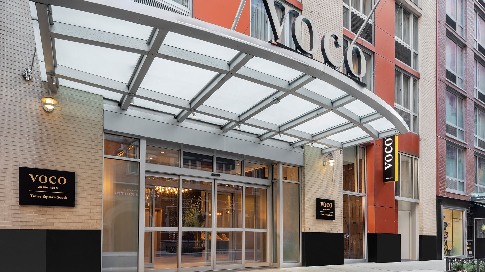 Tranquil New York City Stay in Times Square with Onsite Greenhouse, Library & Restaurant