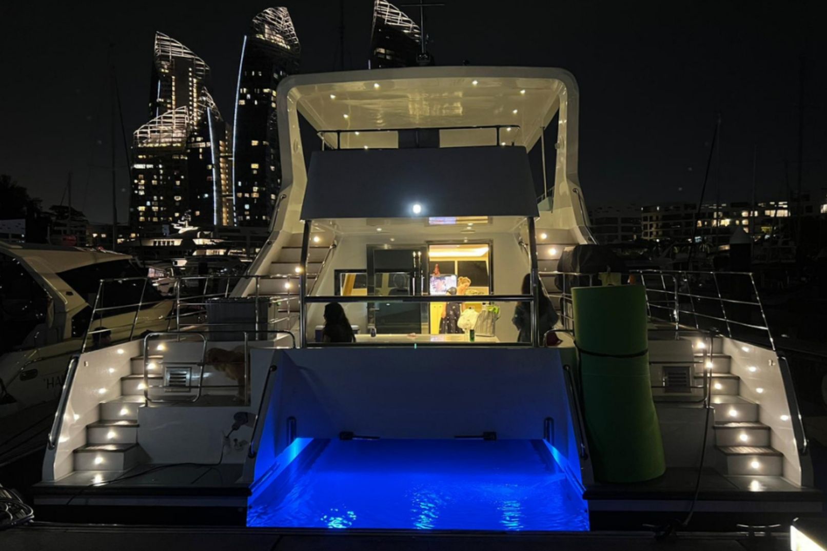 Southern Islands Yacht Charter on Maximum 2 by Valencia Yachts