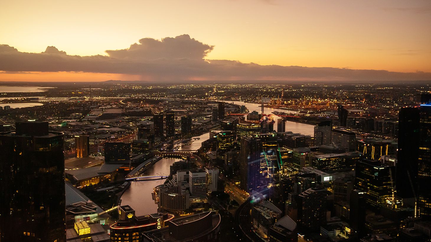 Three-Course Dinner at Eureka 89 Altitude Restaurant with Melbourne Skydeck Access and VR Experience 3