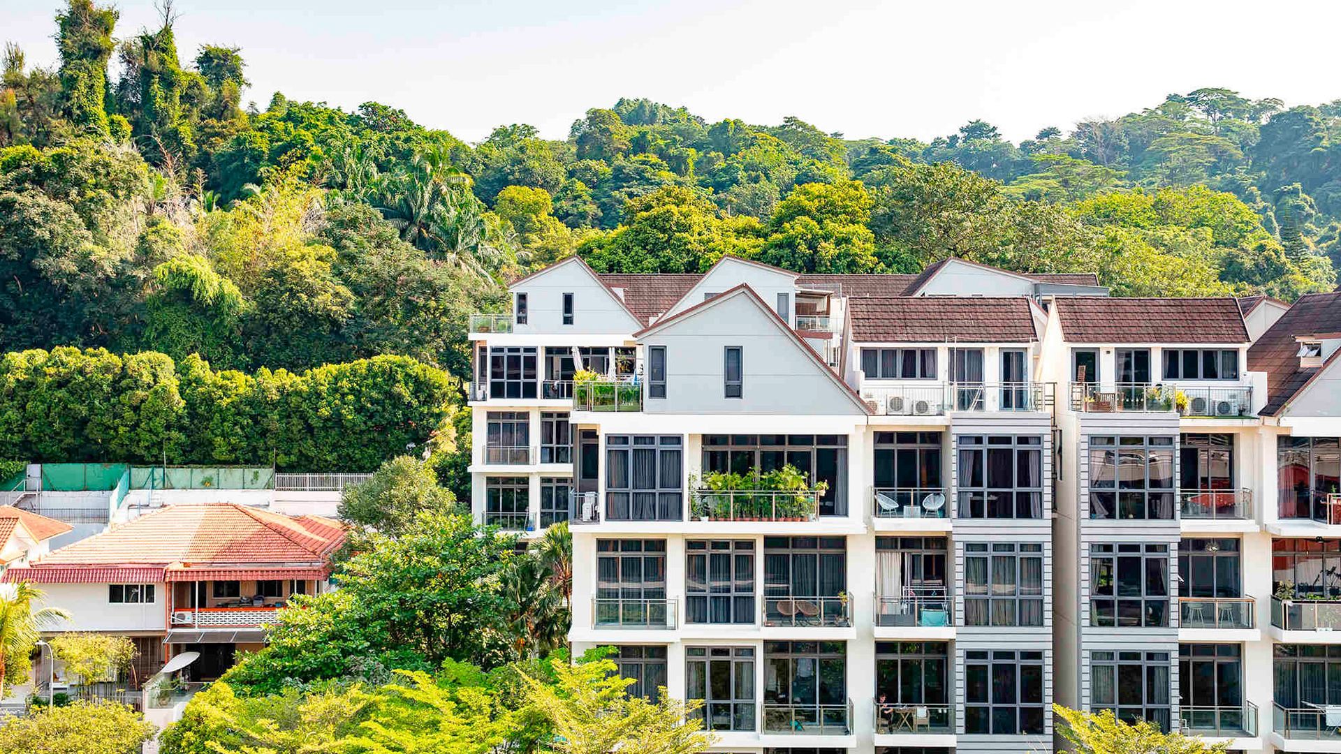 Contemporary Mount Faber Retreat near Sentosa Island with Rooftop Pool & Restaurant