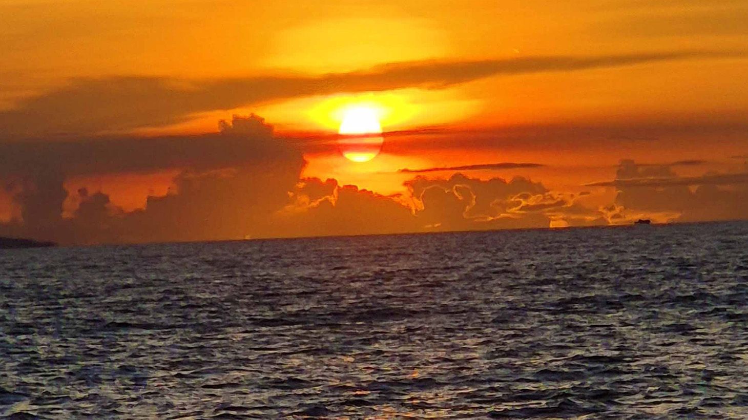 Three-Hour Koh Samui Sunset Cruise with Drinks, Tapas & Snorkelling Gear 4