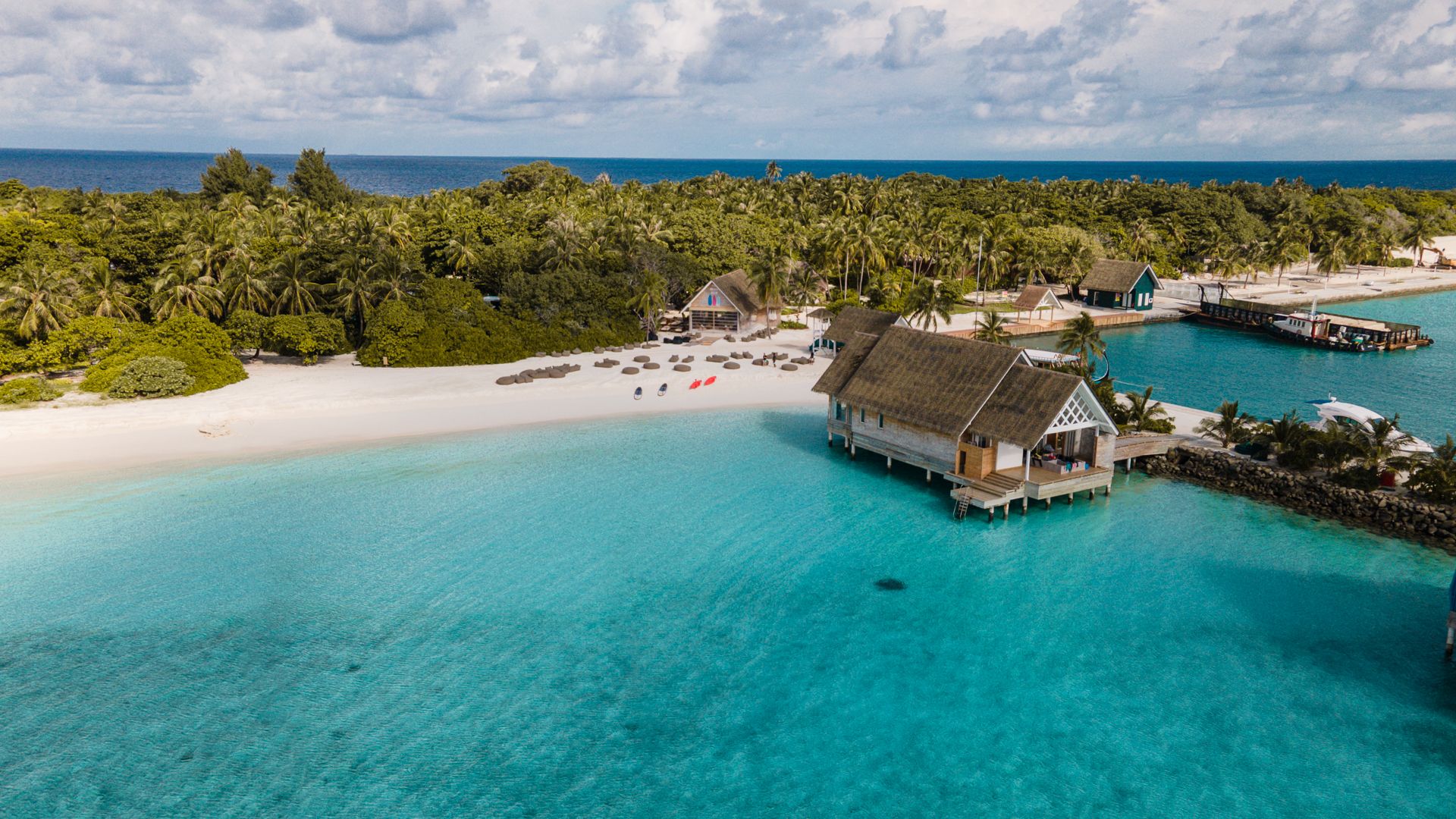 Ifuru Island Maldives Diving Experiences for Every Level – Scuba Diving & Open Water Dives 3