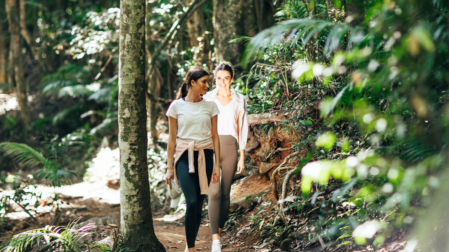 Full-Day Tastes of Tamborine Mountain Guided Tour with Lunch, Distillery Tour & Tasting 2